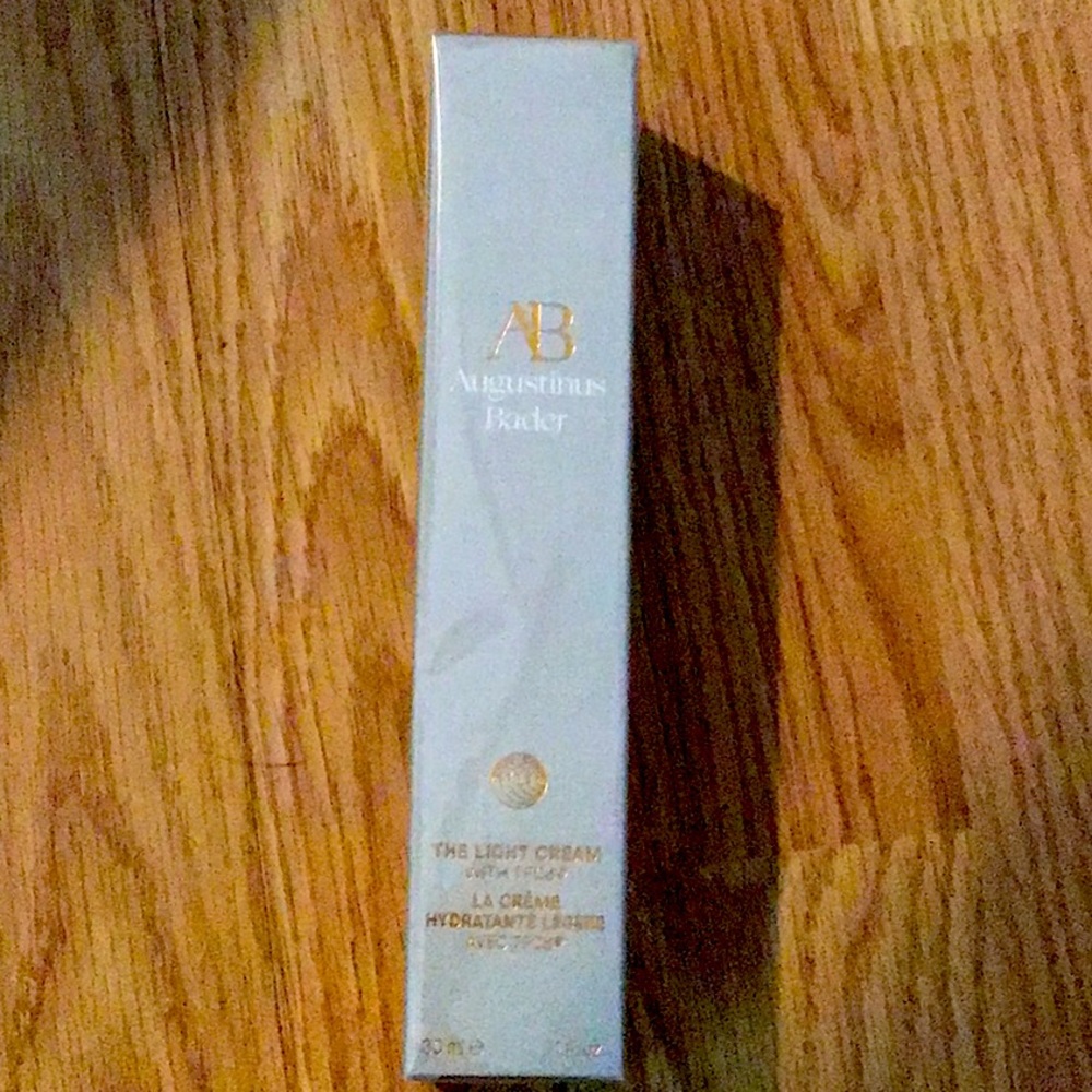 Agustinus Bader The Light Cream